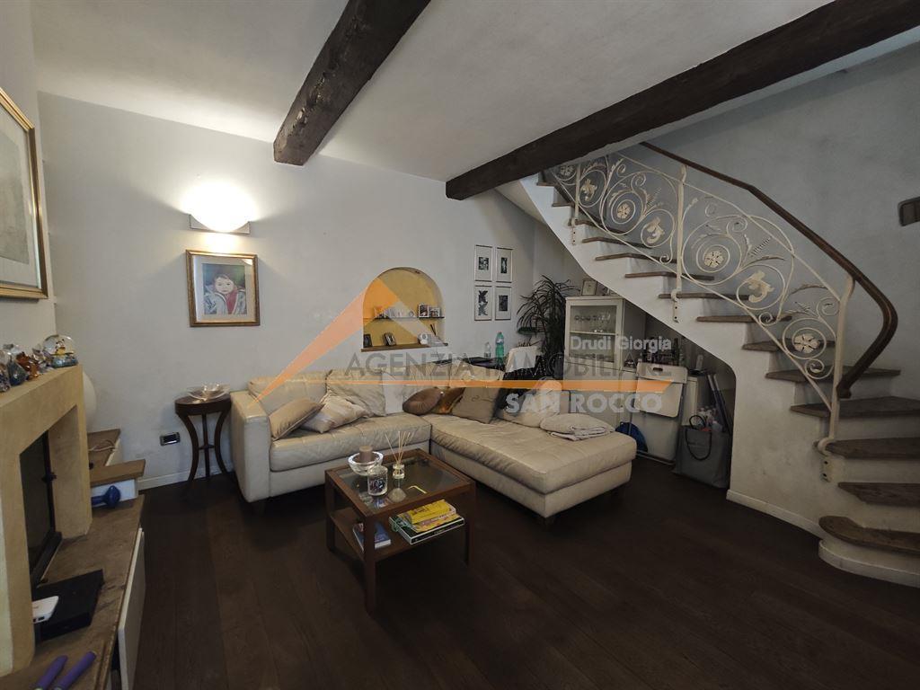 casa indipendente in vendita a Ravenna in zona Centro Storico