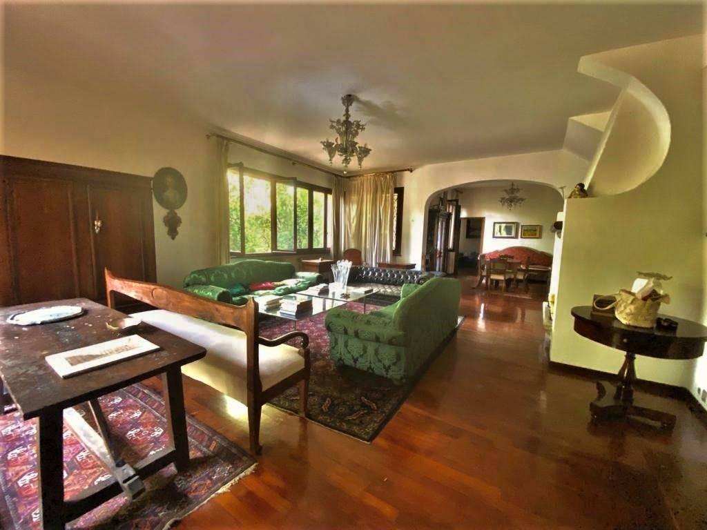 casa indipendente in vendita a Ravenna in zona Centro Storico
