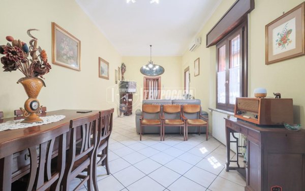 casa indipendente in vendita a Ravenna in zona Centro Storico