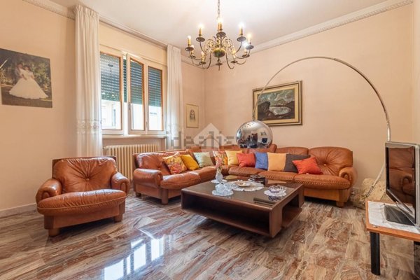 casa indipendente in vendita a Ravenna