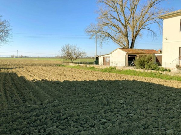 appartamento in vendita a Ravenna in zona Mezzano
