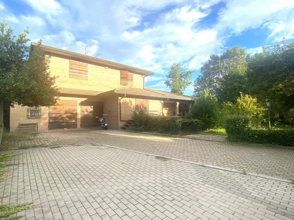 casa indipendente in vendita a Ravenna in zona San Zaccaria