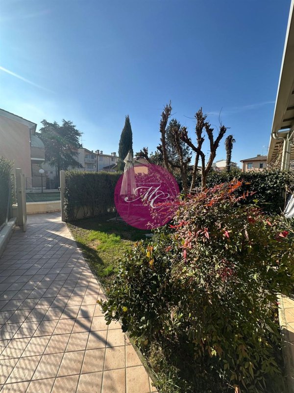 casa indipendente in vendita a Ravenna in zona Centro Storico