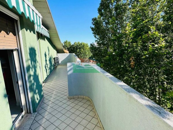 appartamento in vendita a Ravenna in zona Lido Adriano