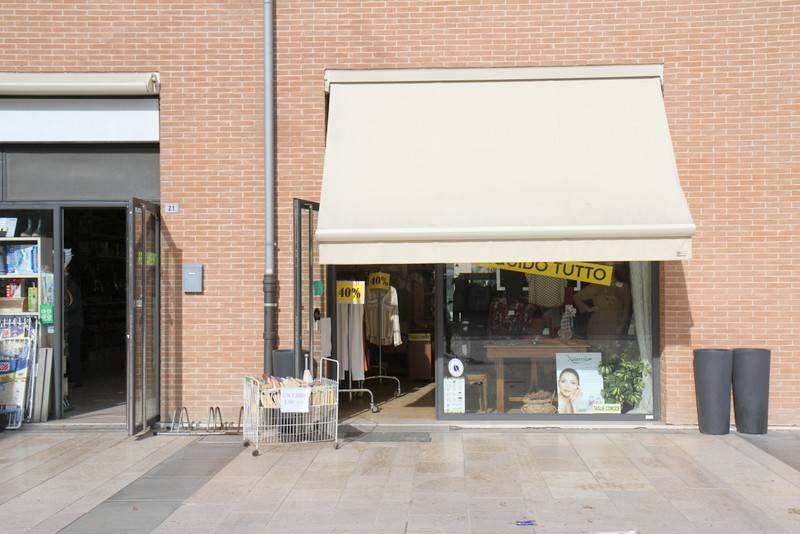 negozio in vendita a Ravenna