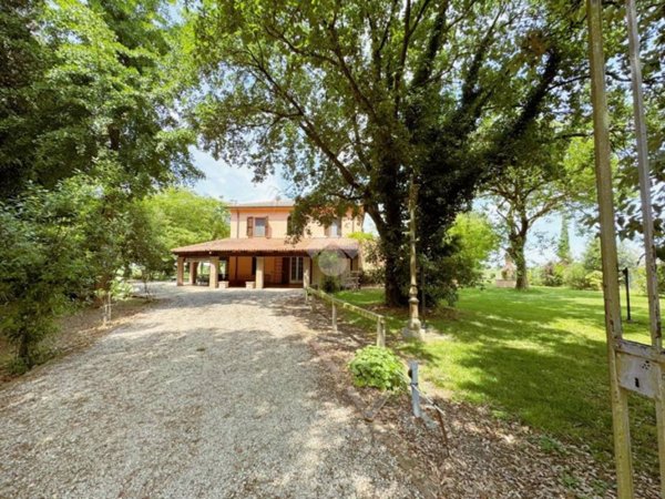 casa indipendente in vendita a Ravenna in zona Mandriole