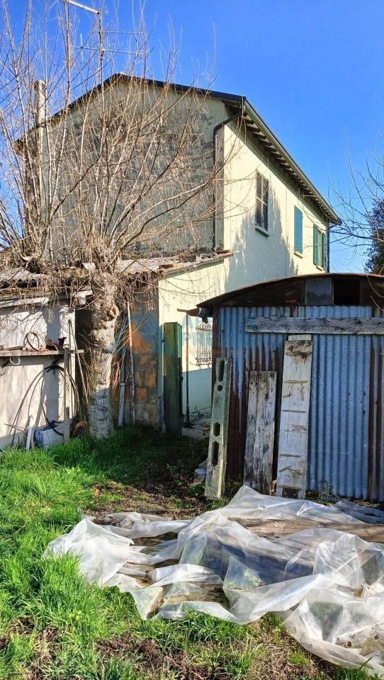 casa indipendente in vendita a Ravenna in zona Ragone