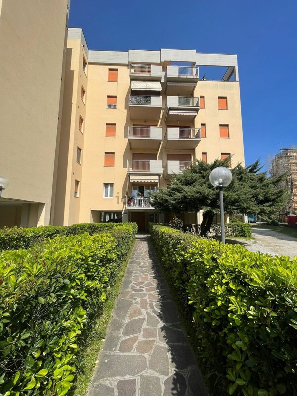 appartamento in vendita a Ravenna in zona Lido Adriano