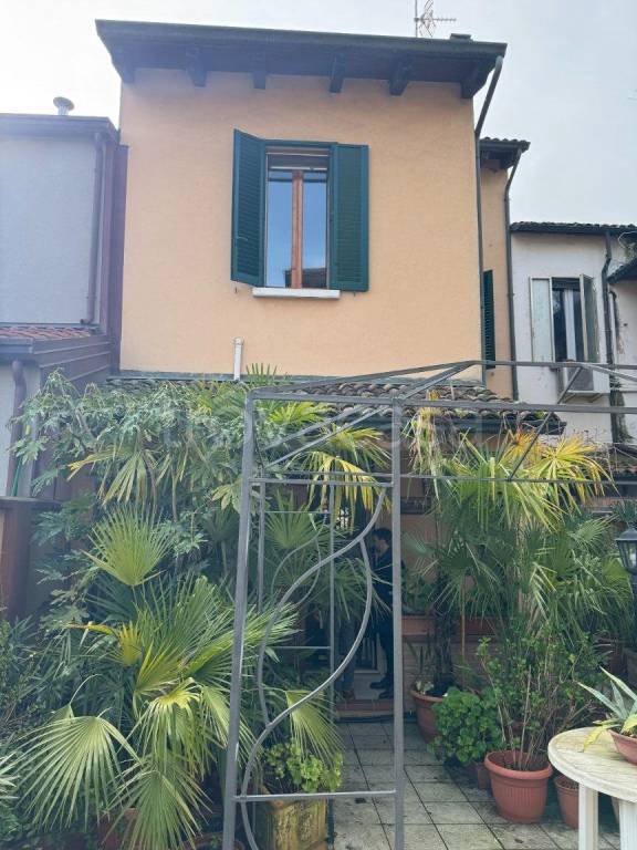 casa indipendente in vendita a Ravenna in zona Centro Storico