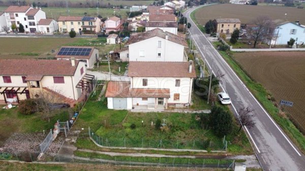 casa indipendente in vendita a Ravenna in zona Roncalceci