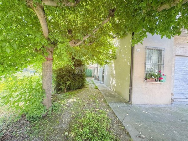 casa indipendente in vendita a Ravenna in zona Santerno