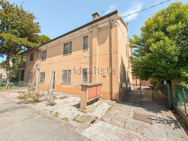 appartamento in vendita a Ravenna in zona Piangipane