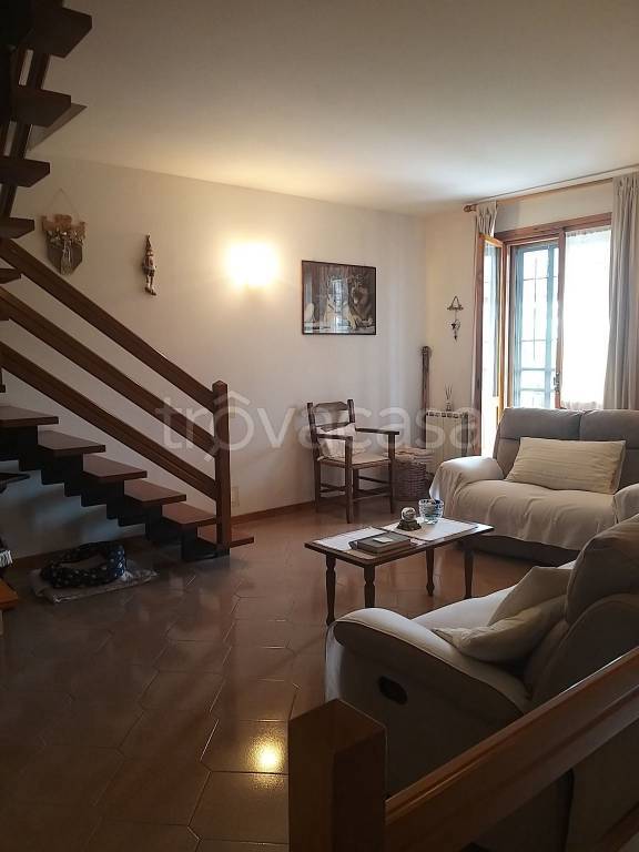 casa indipendente in vendita a Ravenna in zona Sant'Alberto