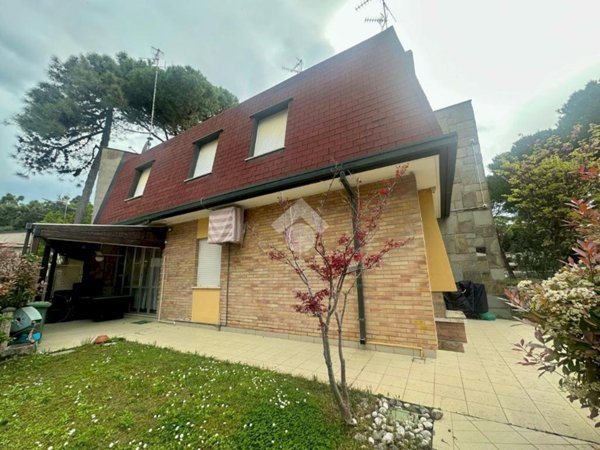 casa indipendente in vendita a Ravenna in zona Marina di Ravenna