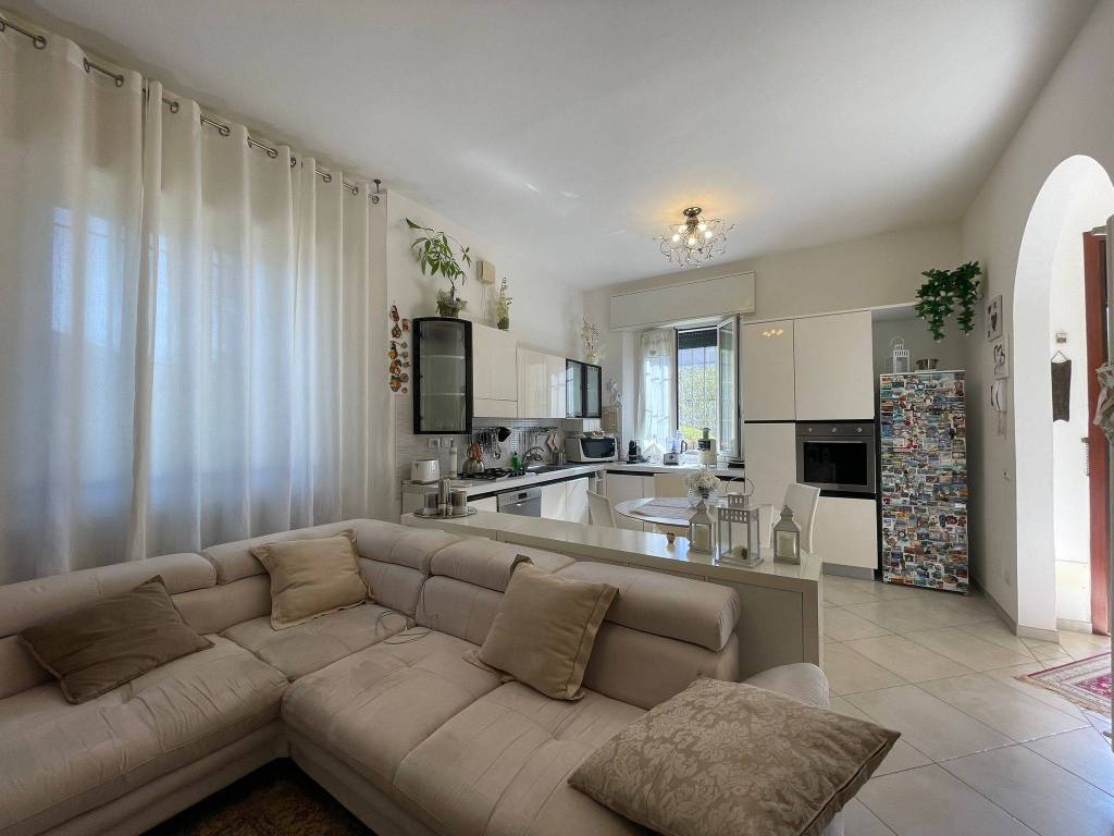 casa indipendente in vendita a Ravenna in zona Porto Fuori