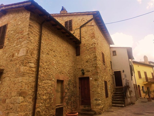 casa indipendente in vendita a Ravenna in zona Castiglione di Ravenna