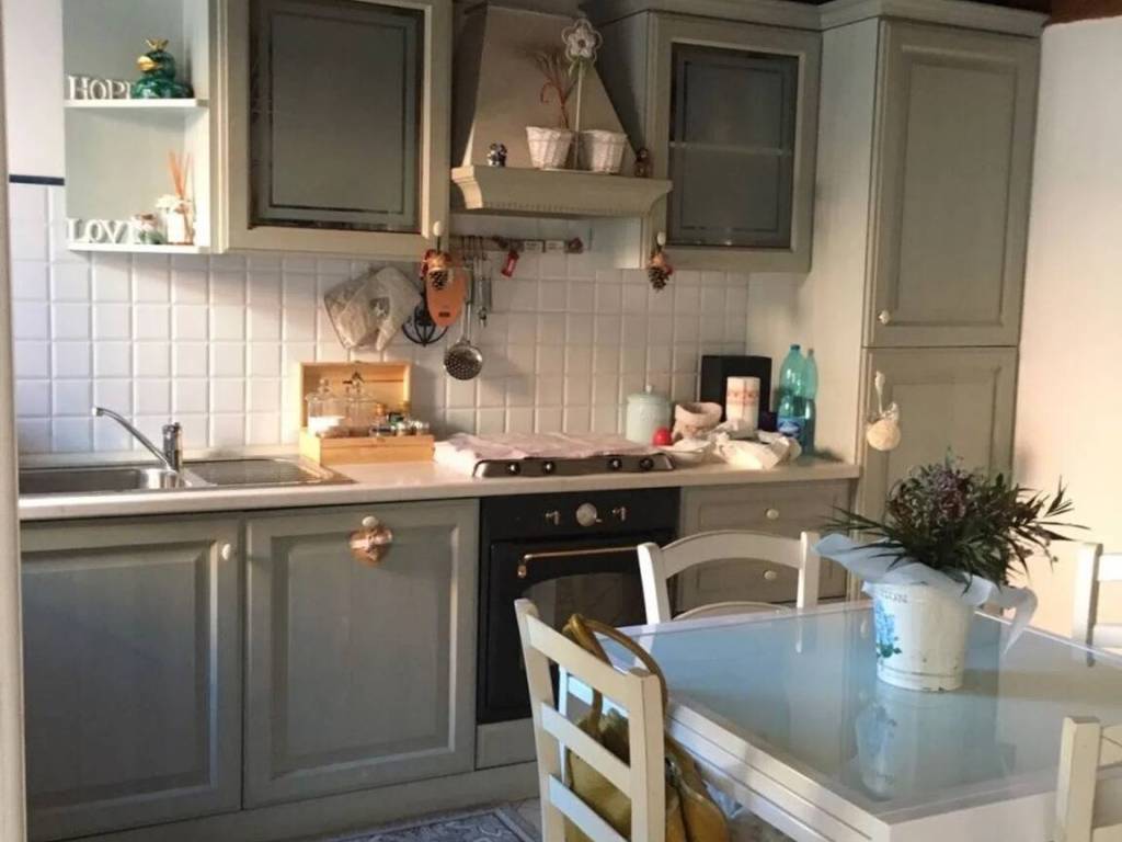 casa indipendente in vendita a Ravenna in zona Ammonite