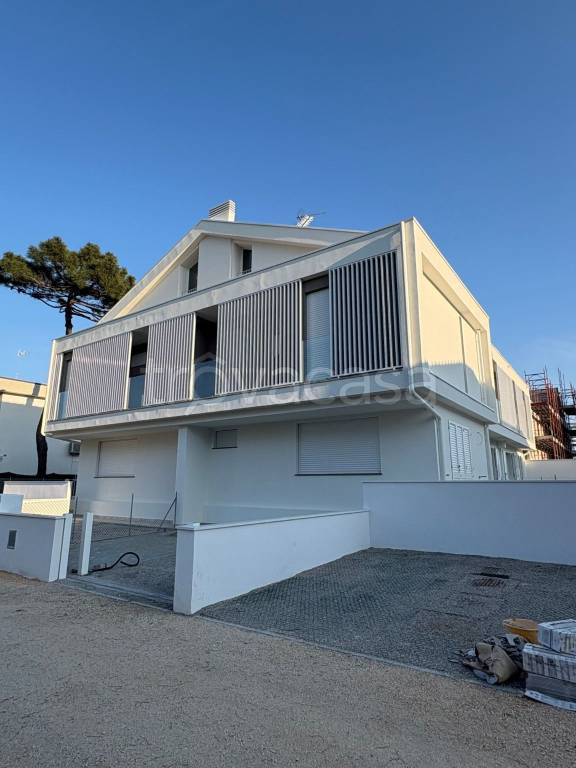 casa indipendente in vendita a Ravenna in zona Lido di Classe