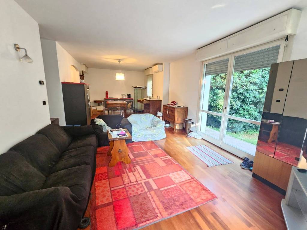 casa indipendente in vendita a Ravenna