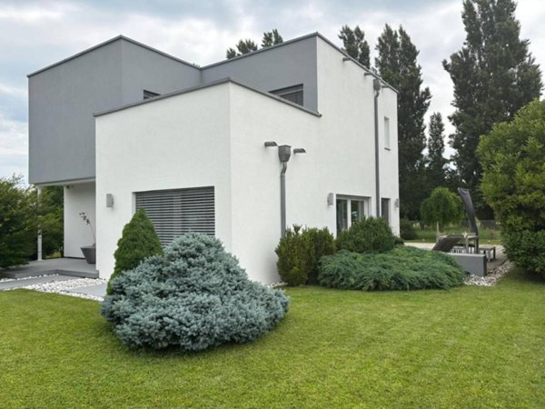 casa indipendente in vendita a Ravenna in zona Ragone