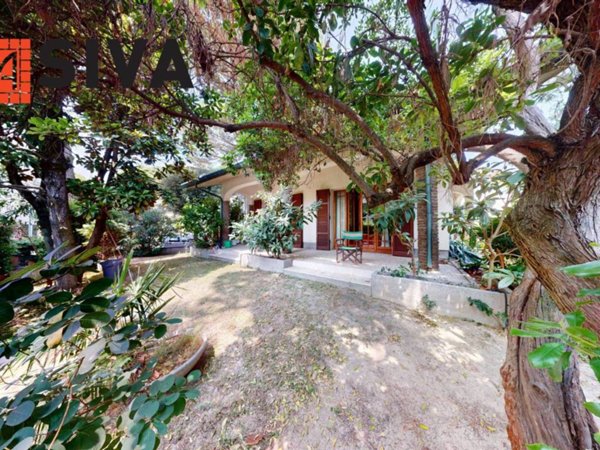 casa indipendente in vendita a Ravenna