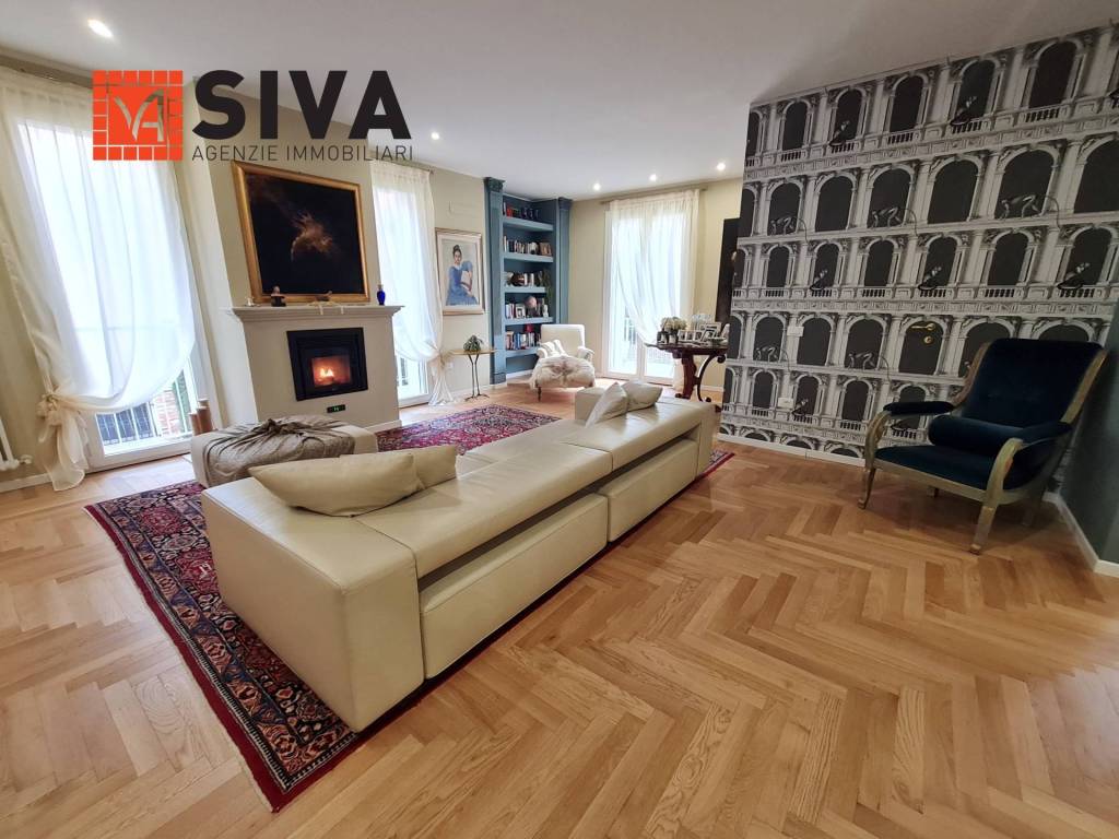 casa indipendente in vendita a Ravenna in zona Centro Storico