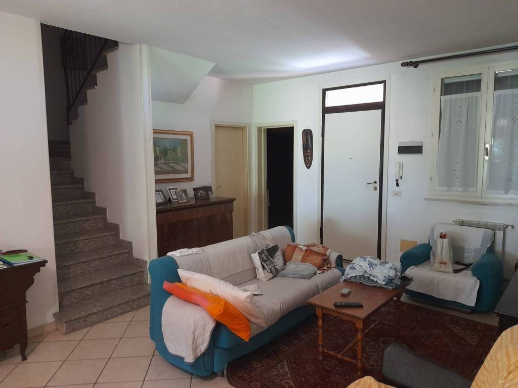 casa indipendente in vendita a Ravenna in zona Borgo Montone