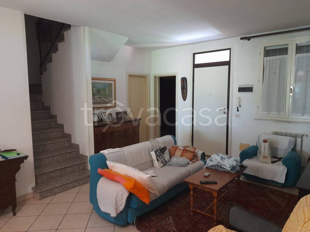 casa indipendente in vendita a Ravenna in zona Borgo Montone