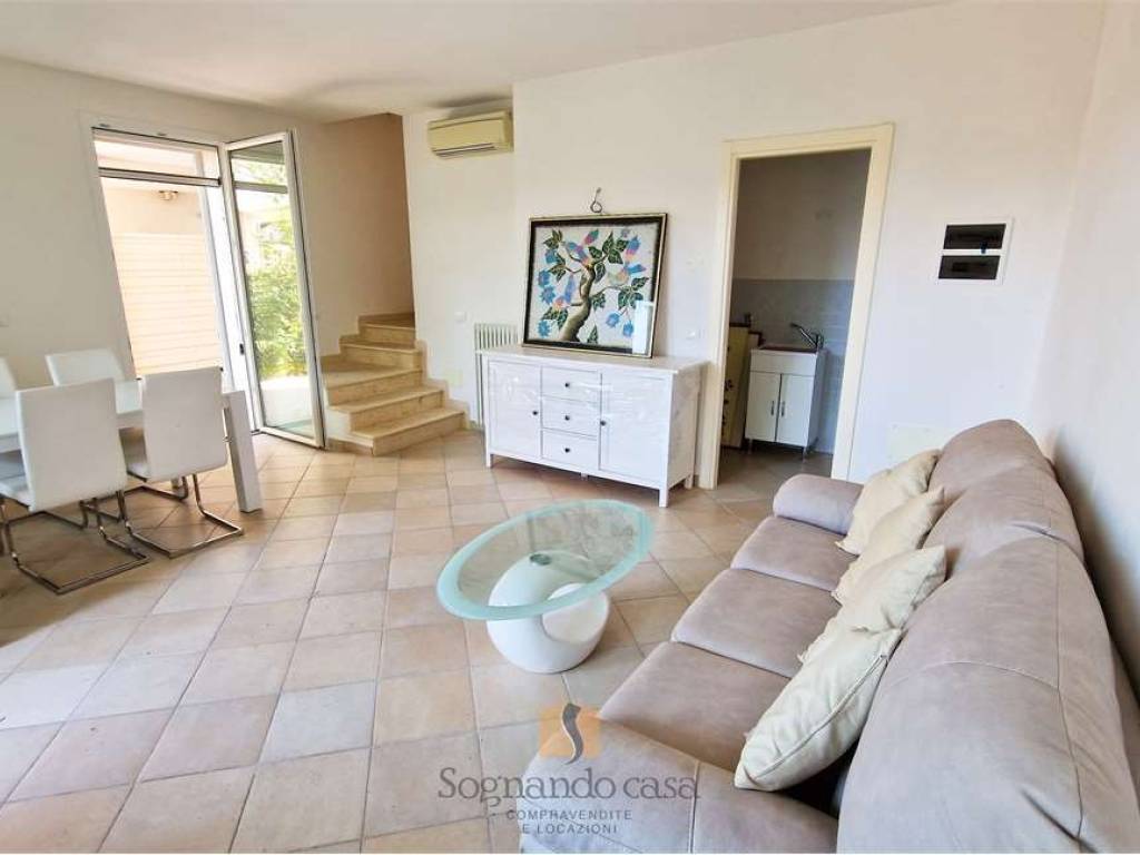 casa indipendente in vendita a Ravenna in zona Marina Romea