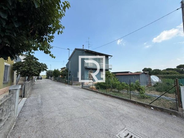 casa indipendente in vendita a Ravenna in zona San Pietro in Vincoli