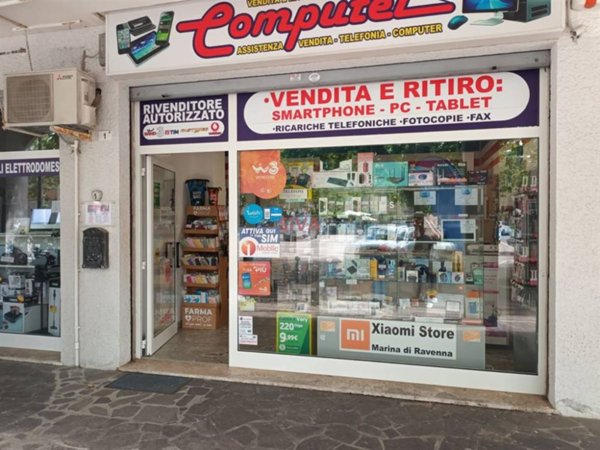 locale commerciale in vendita a Ravenna in zona Marina di Ravenna