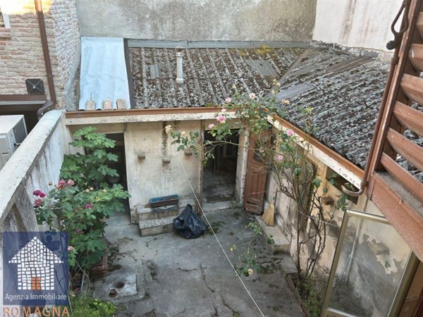casa indipendente in vendita a Ravenna in zona Centro Storico