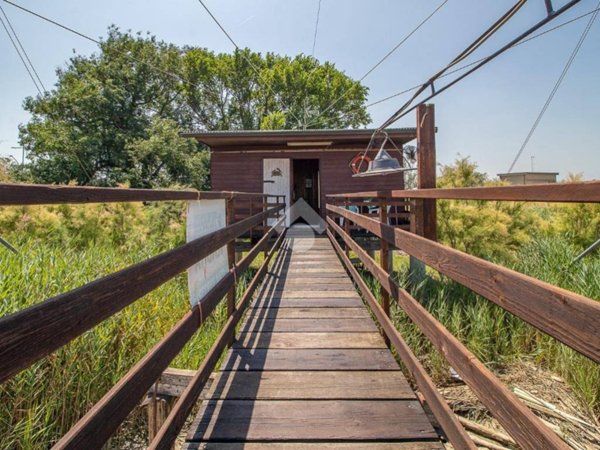 casa indipendente in vendita a Ravenna in zona Lido di Savio
