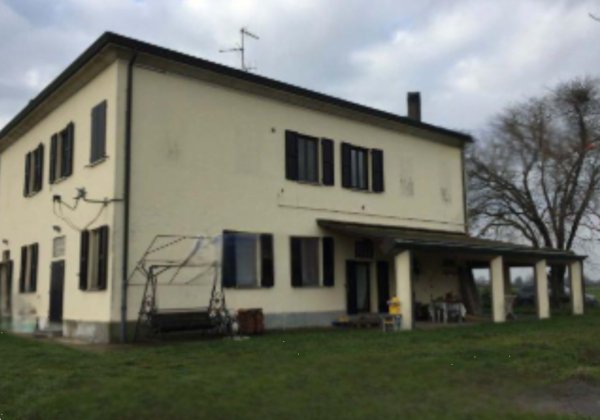 appartamento in vendita a Ravenna in zona Classe