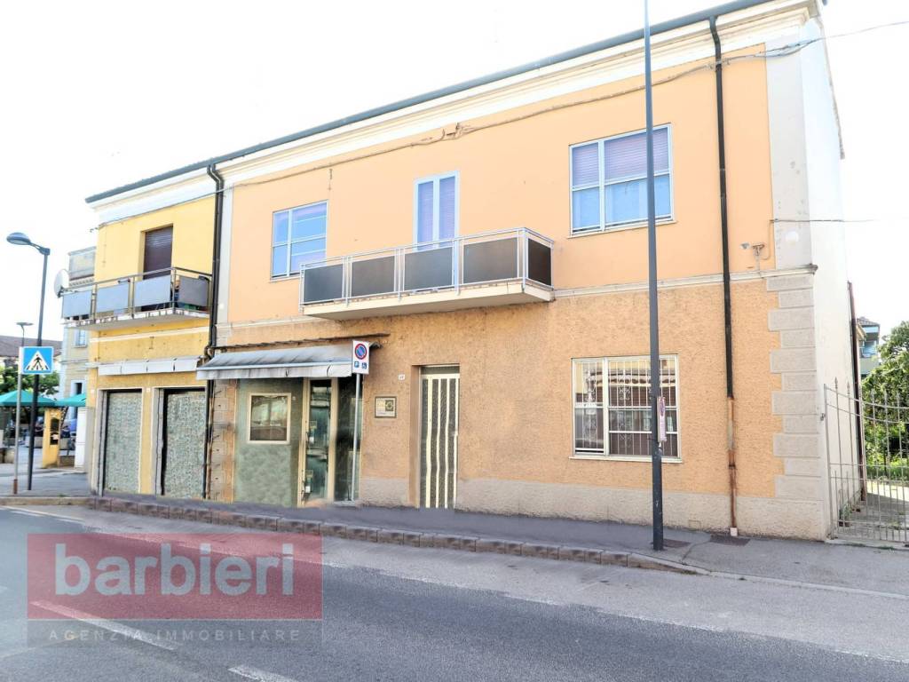 casa indipendente in vendita a Ravenna in zona Castiglione di Ravenna