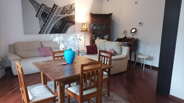 casa indipendente in vendita a Ravenna in zona Centro Storico