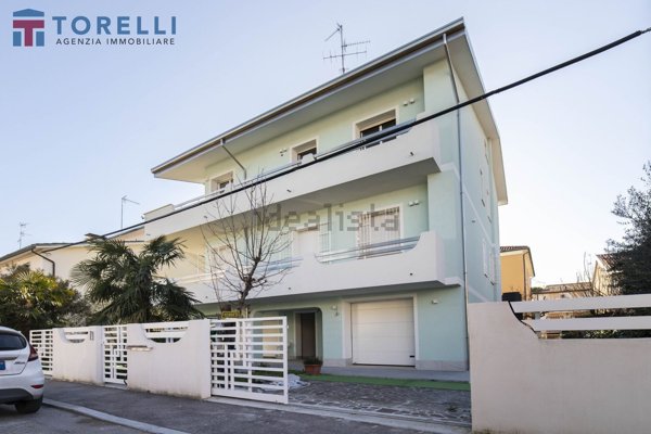 casa indipendente in vendita a Ravenna in zona Centro Storico