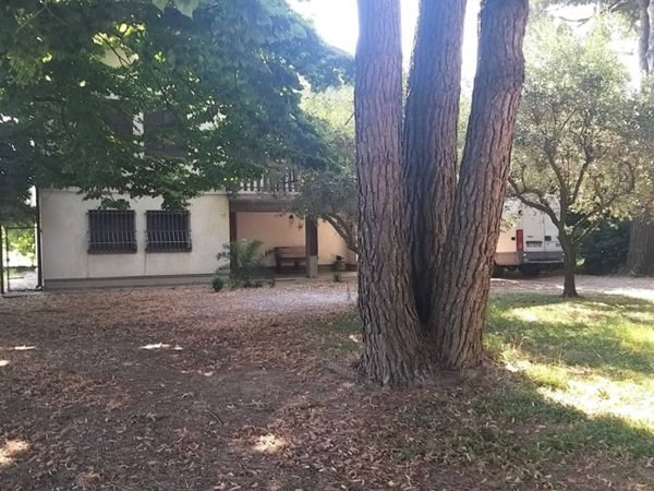 casa indipendente in vendita a Ravenna in zona Sant'Alberto