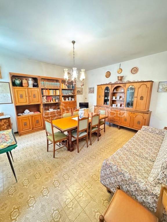 casa indipendente in vendita a Ravenna in zona Savarna / Conventello