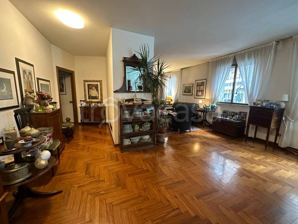 appartamento in vendita a Ravenna in zona Centro Storico