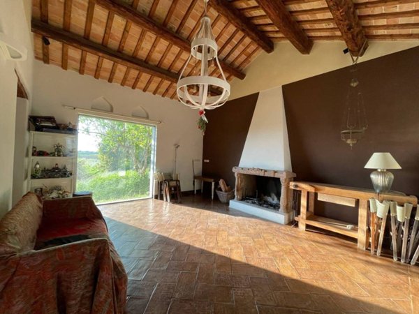 casa indipendente in vendita a Ravenna in zona Classe