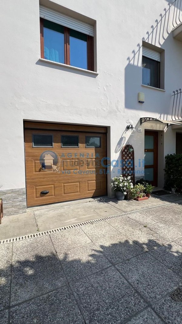 casa indipendente in vendita a Ravenna in zona Ponte Nuovo