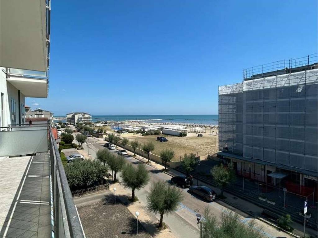 appartamento in vendita a Ravenna in zona Lido Adriano