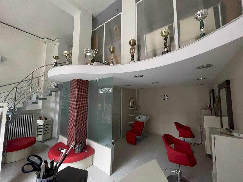 negozio in vendita a Ravenna in zona Marina di Ravenna