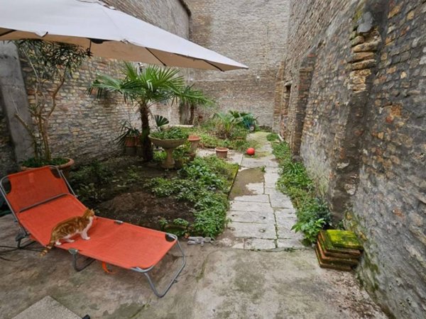 casa indipendente in vendita a Ravenna in zona Centro Storico