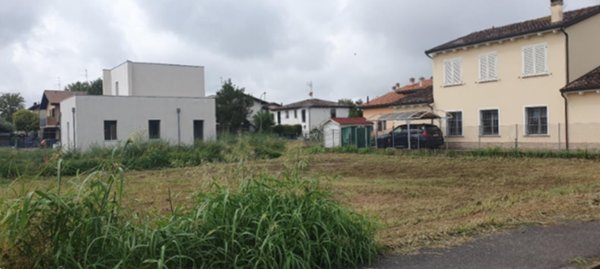 terreno edificabile in vendita a Ravenna in zona Carraie
