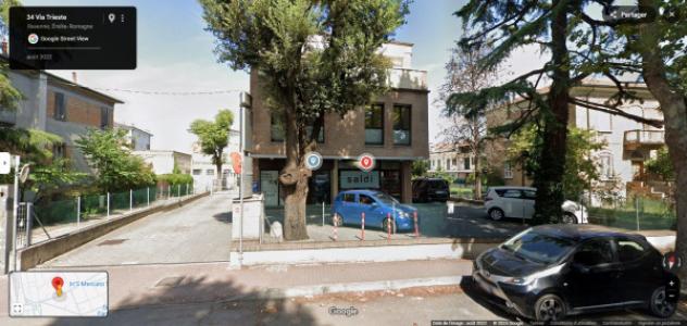 negozio in vendita a Ravenna in zona Classe