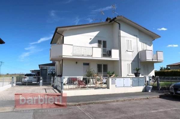 casa indipendente in vendita a Ravenna in zona San Pietro in Vincoli