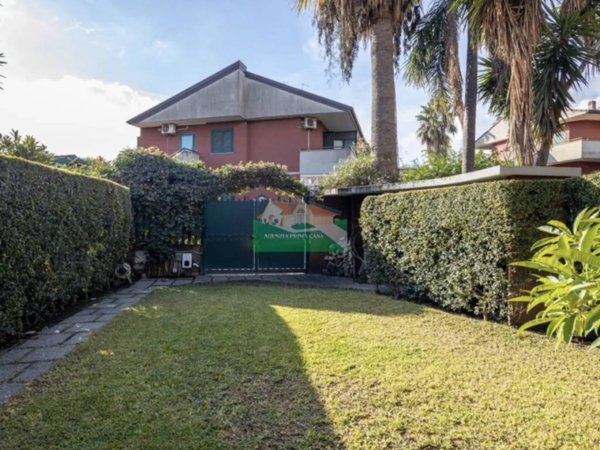casa indipendente in vendita a Ravenna in zona Marina Romea