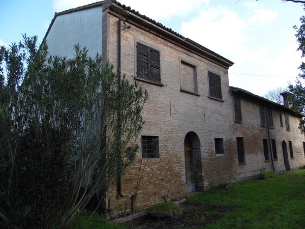 casa indipendente in vendita a Ravenna in zona Savarna / Conventello